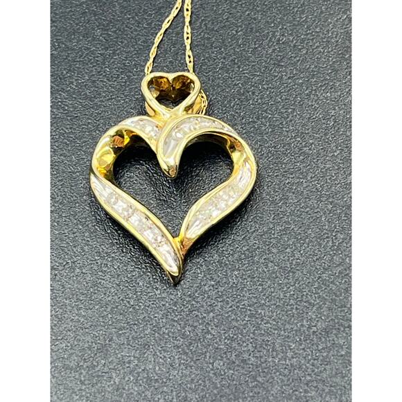 JWBR Vintage 10K Yellow Gold and Diamond Open Heart Love Pendant Necklace - Picture 10 of 12